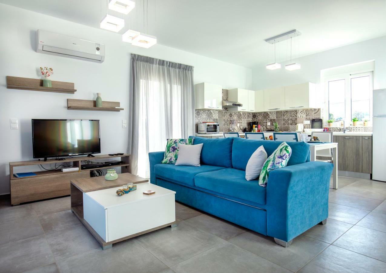 Aegean Horizon Beachfront Villa *